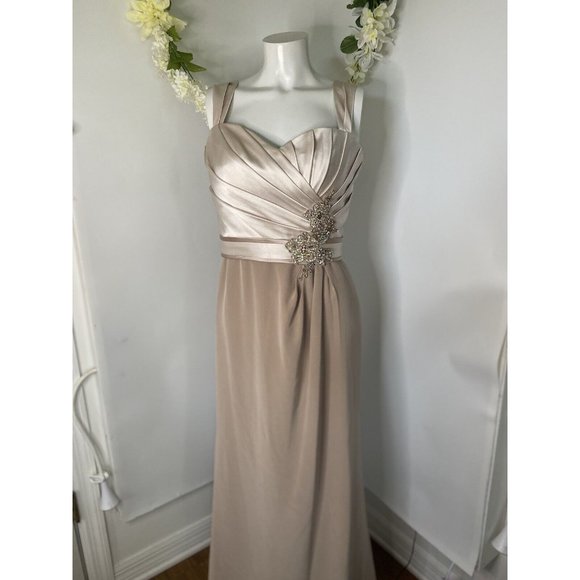 Montage Mon Cheri Size 6 Fits 2 Champagne Gown Embellished Beaded Dress 2 Piece - Picture 9 of 16